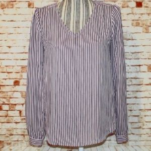 ANN TAYLOR LOFT pin striped business casual long sleeved blouse, barely worn, M